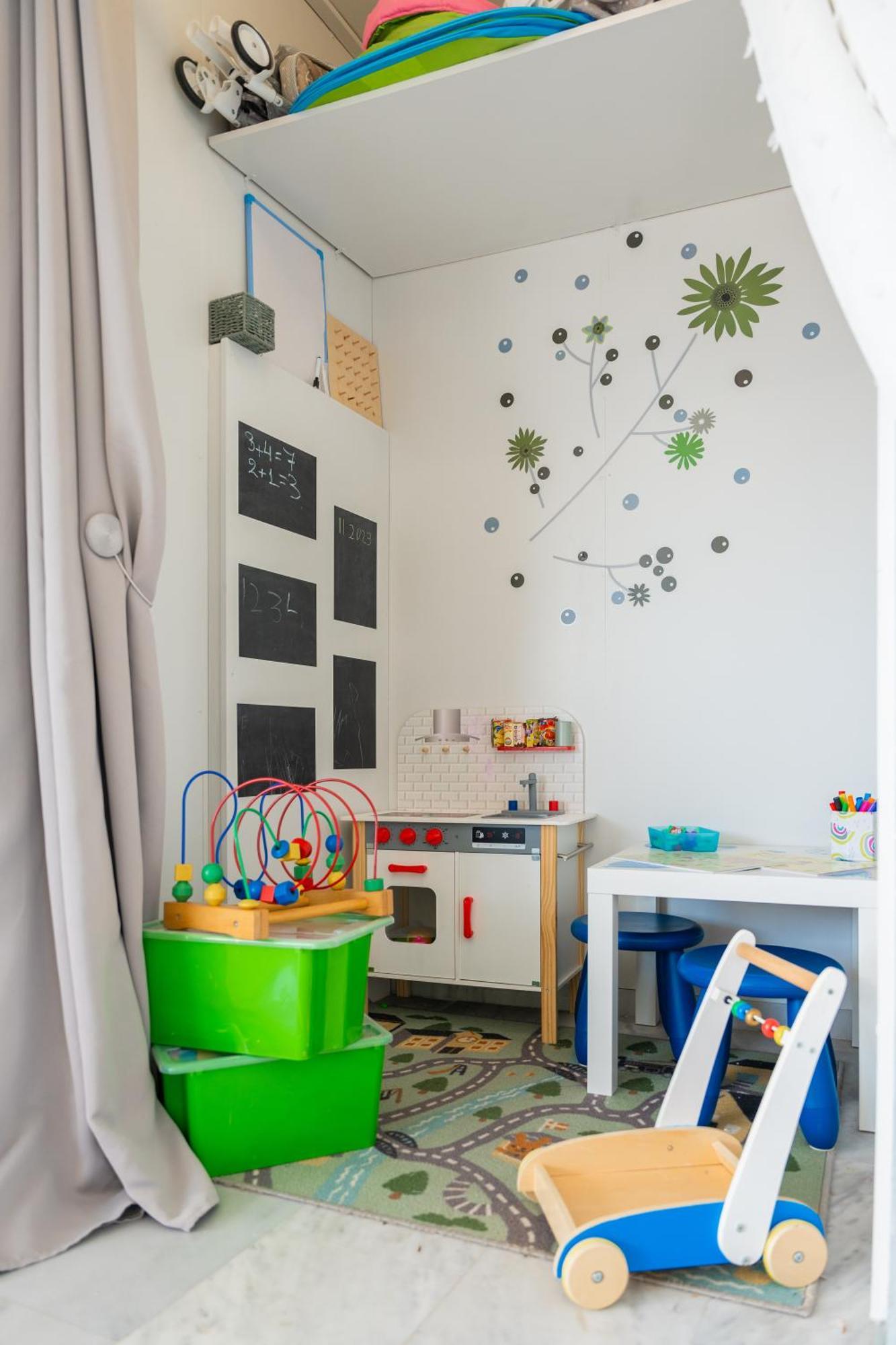Acrolofts M62 With Playground Apartment Athena Bagian luar foto
